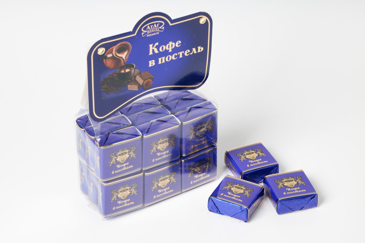 A-Kofe V Posteļ Trjufeļ vaf.glaz.210g/10gb.-RU