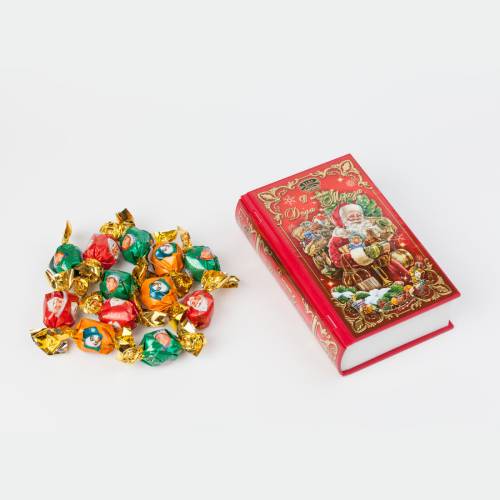 Glazed candies "V Gostjah u Deda Moroza" (book) 180 gr