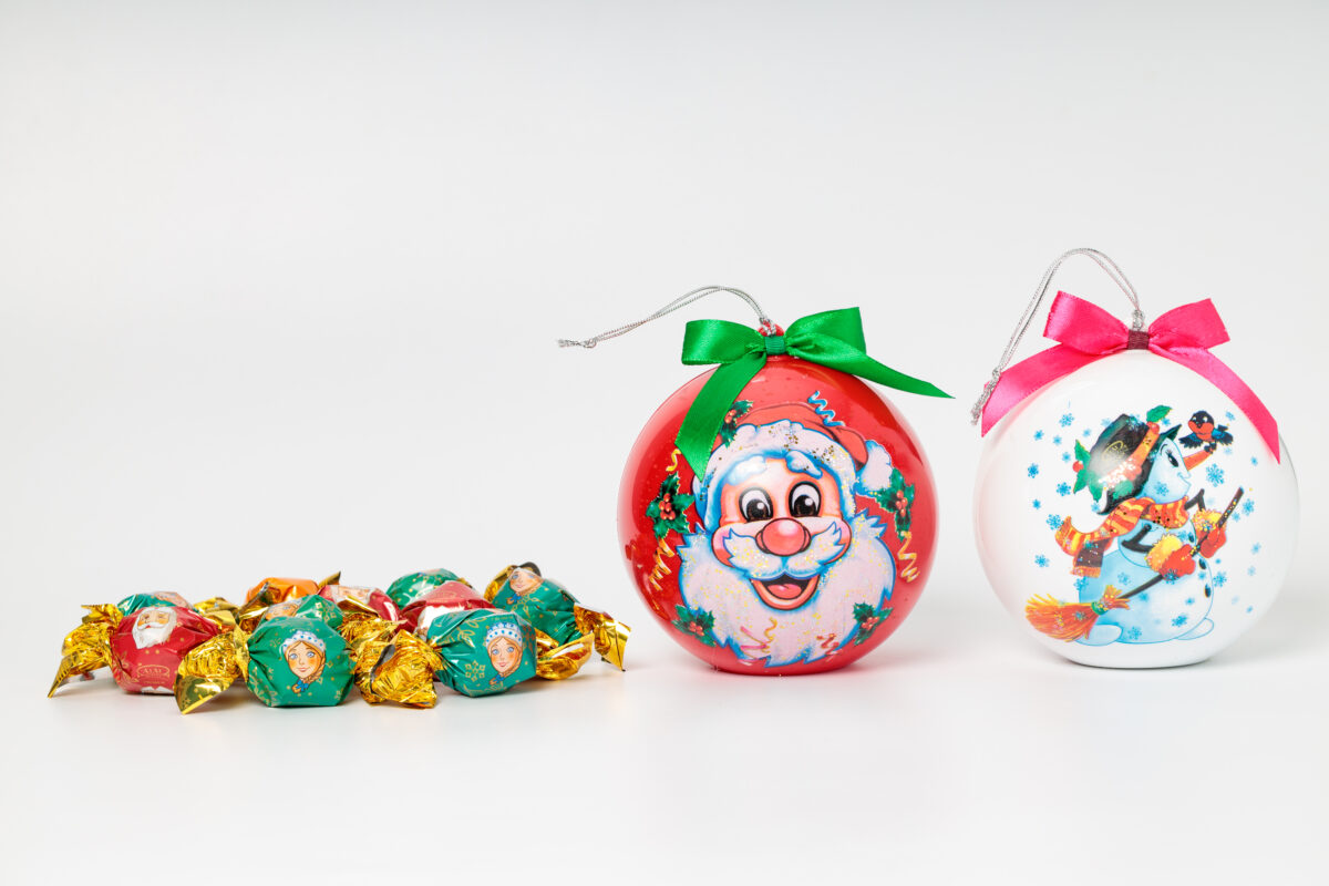 Glazētas konfektes "Laimīgu Jauno gadu un Priecīgus Ziemassvētkus!" 150 gr